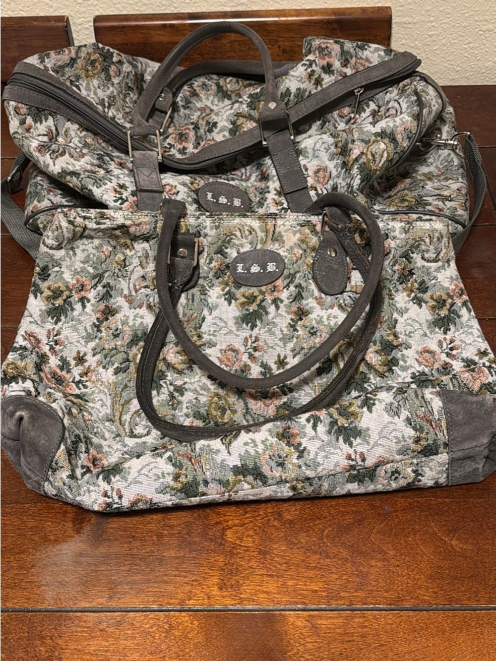 Floral Tapestry Tote Bag in Green and Pink